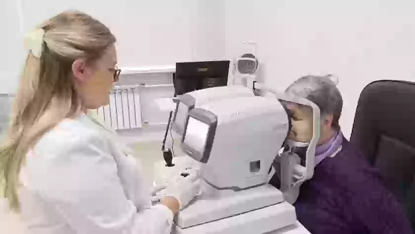 В офтальмологическом отделении Великолукского филиала ПОКБ установили современное оборудование