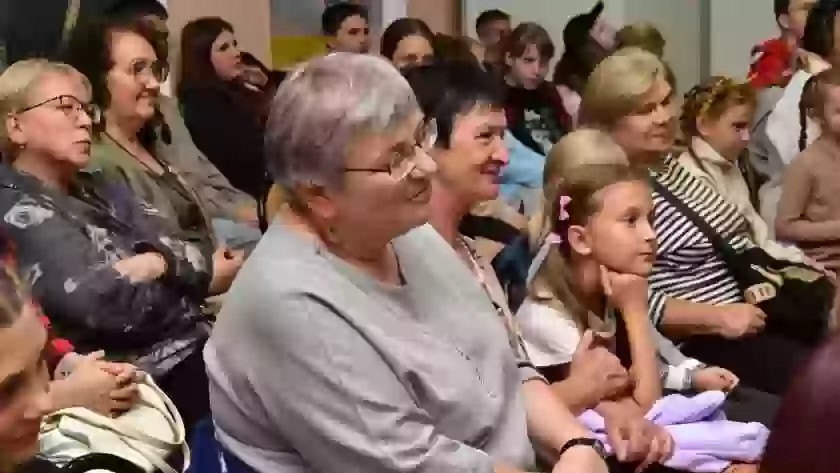 Детский писатель Анна Гончарова провела встречу с читателями в Великих Луках