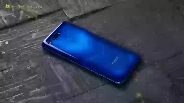 Huawei не выпустит смартфон на HarmonyOS, пока США не отключат её от Android